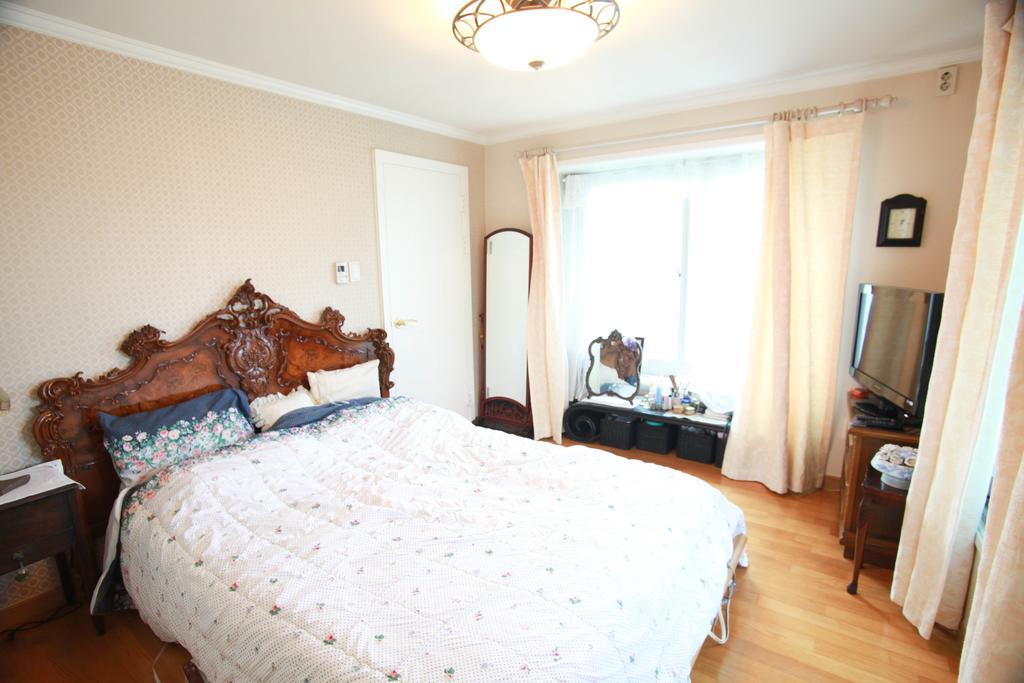 Chambre Double Deluxe (2 Adultes + 1 Enfant)