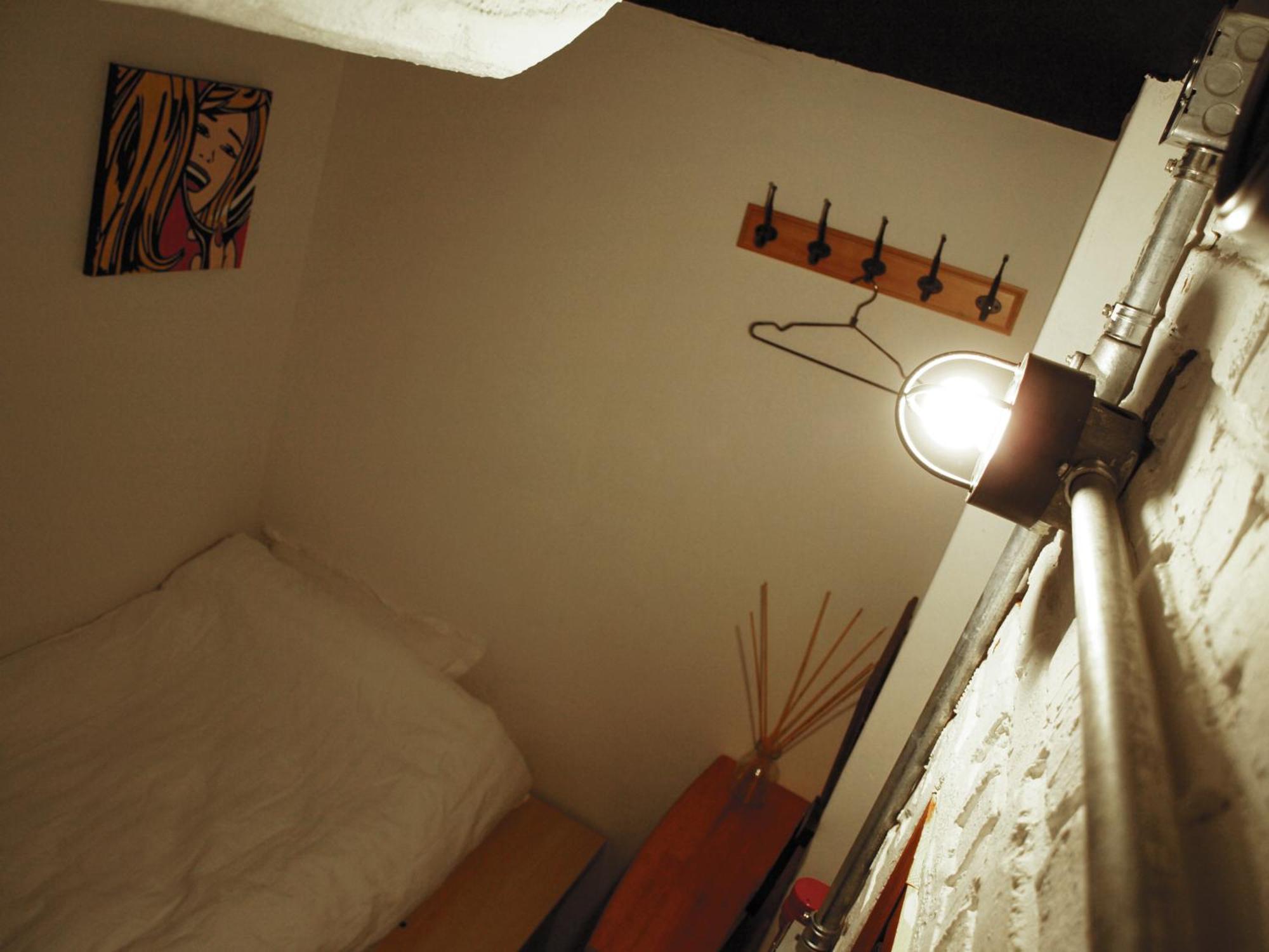 Chambre Simple Standard avec Salle de Bains Commune