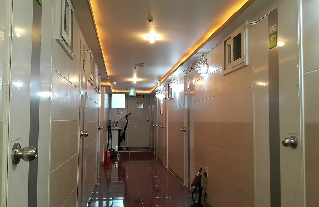 Nobleresidence Jonggak-1
