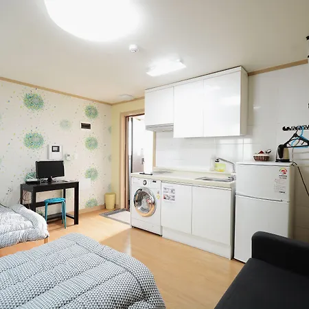 Sunnyhill Guesthouse Hongdae-2
