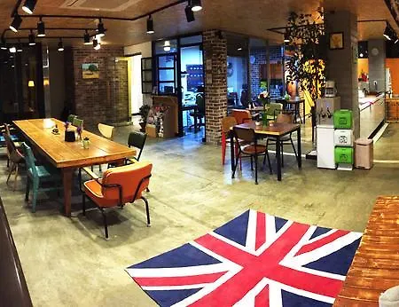 Lee & No Guesthouse Hongdae-3
