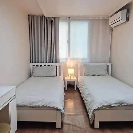 Hongdae Cheese Guesthouse-2