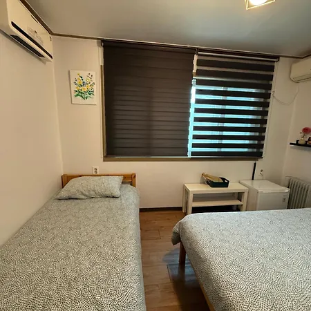 Friends One Myeongdong Stay-2