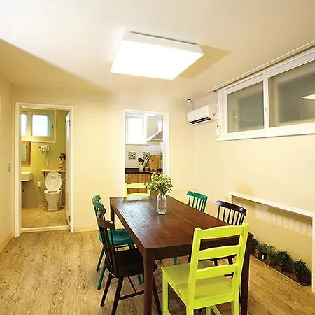 Hide & Seek Guesthouse-3